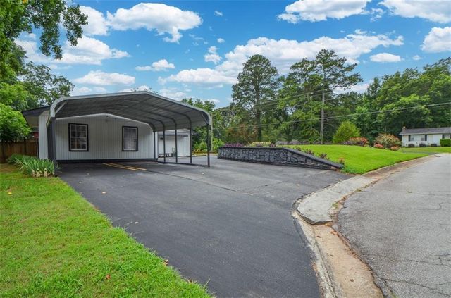 2896 Stanton Road SE, Conyers, GA 30094