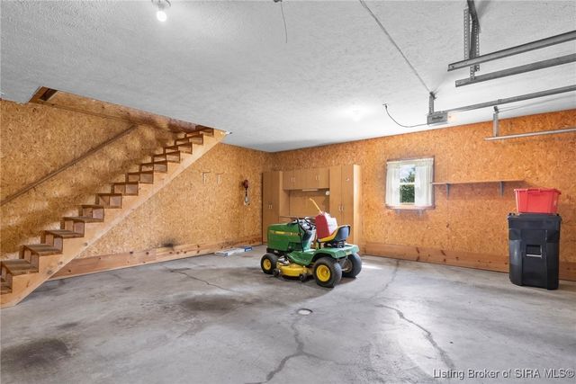 213 Miles Ridge Road, Madison, IN 47250