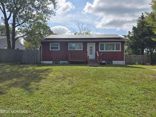 112 Dittmar Drive, Toms River, NJ 08757