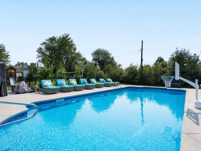 3909 Ann Arbor-Saline Road, Lodi Twp, MI 48103