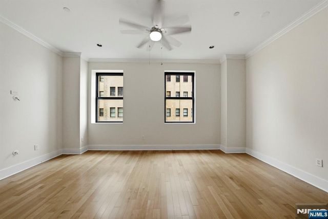 4 Beacon Way 1404, Jersey City, NJ 07304