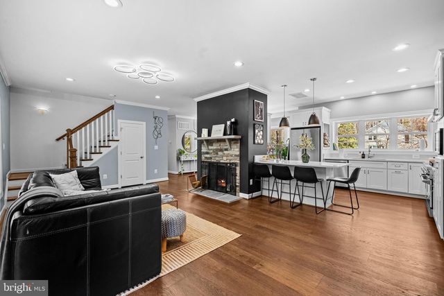 3803 ESTEL RD, Fairfax, VA 22031