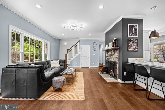 3803 ESTEL RD, Fairfax, VA 22031