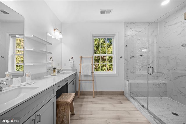 3803 ESTEL RD, Fairfax, VA 22031