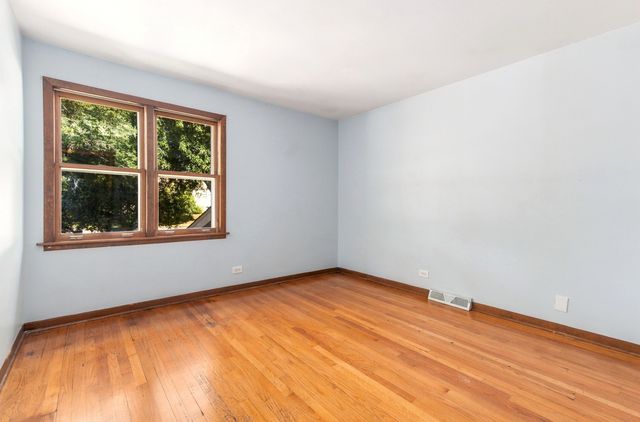 640 N Locust Street, Frankfort, IL 60423