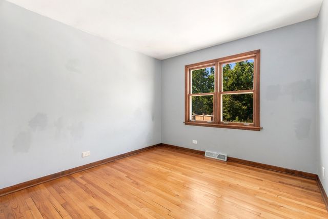 640 N Locust Street, Frankfort, IL 60423