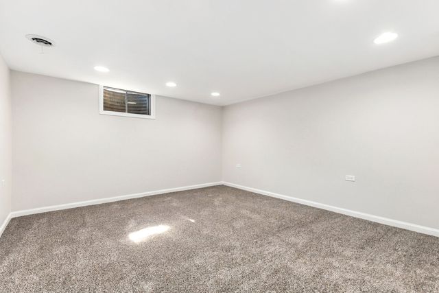 640 N Locust Street, Frankfort, IL 60423