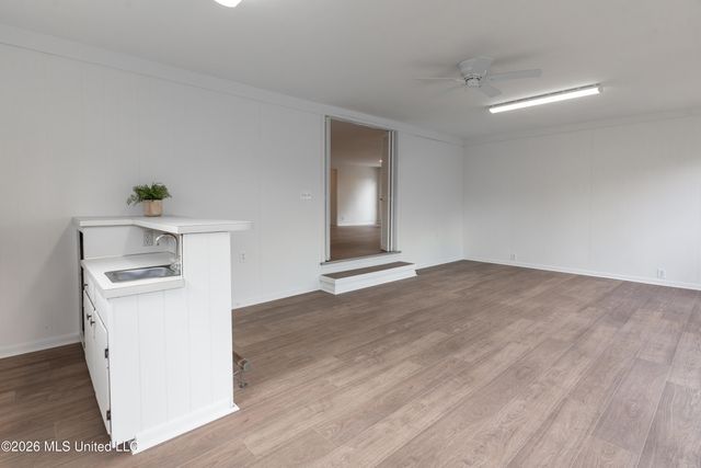 109 Sunrise Drive, Clinton, MS 39056