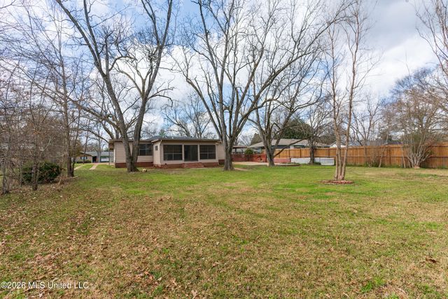 109 Sunrise Drive, Clinton, MS 39056