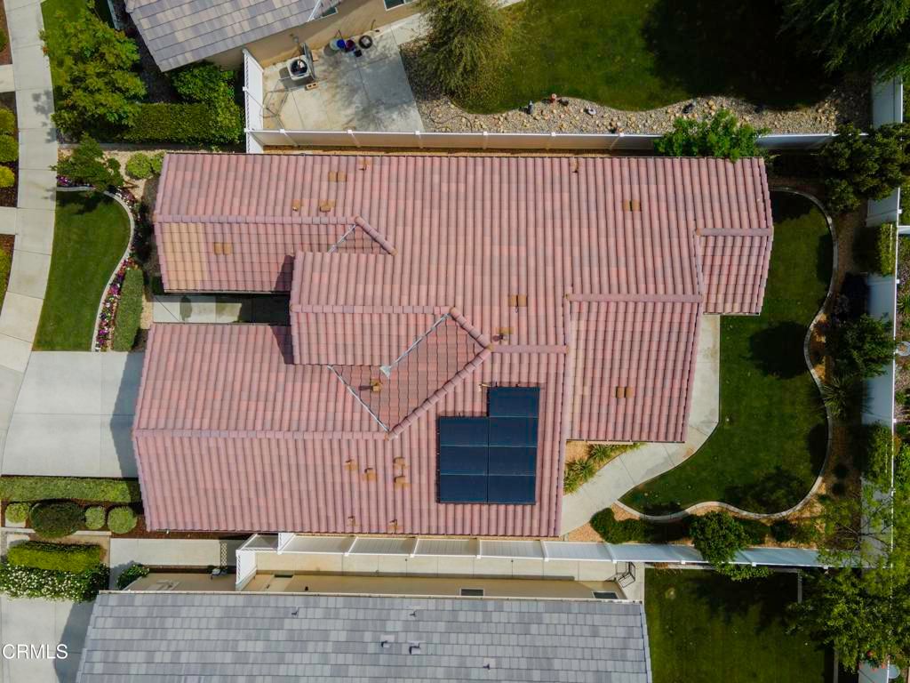 Image 2 of property listing at 14109 Harborough Drive, Bakersfield, CA 93311