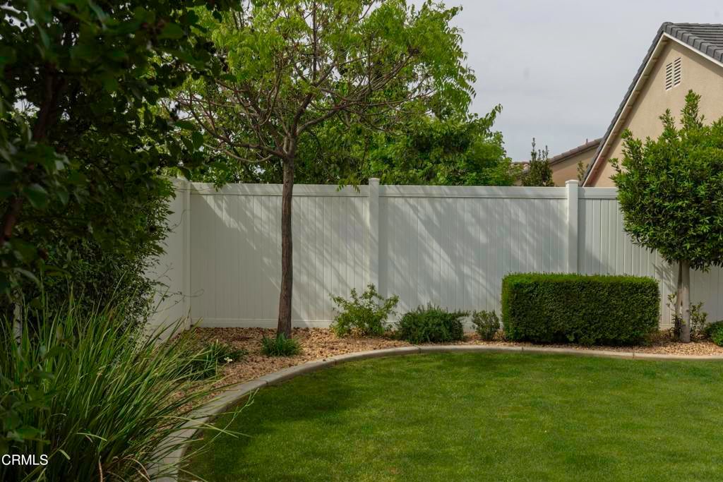 Image 26 of property listing at 14109 Harborough Drive, Bakersfield, CA 93311