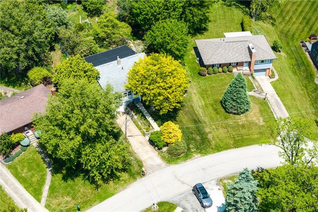 76 Anchor Drive, South Strabane, PA 15301