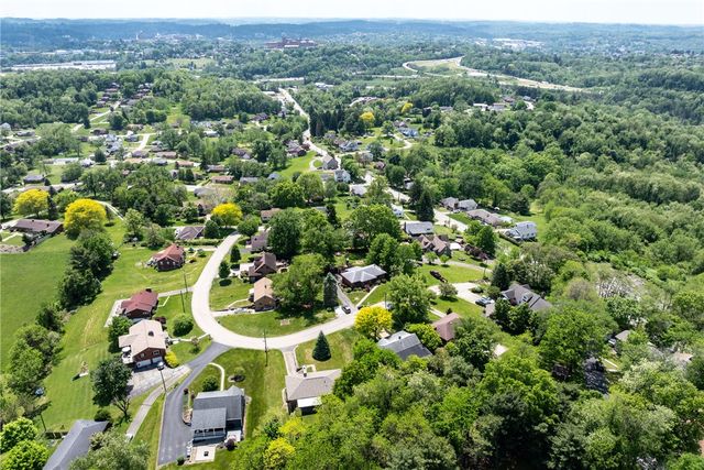 76 Anchor Drive, South Strabane, PA 15301