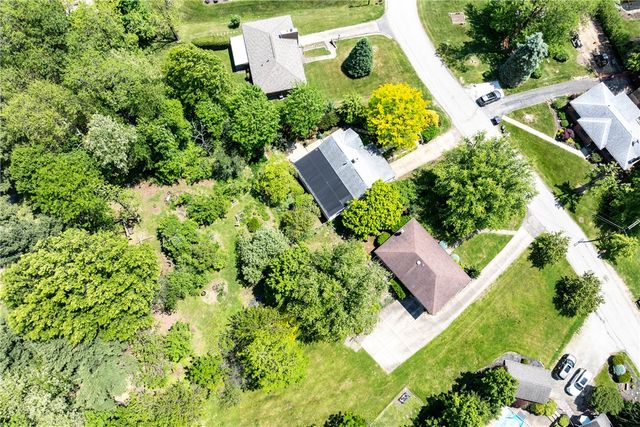 76 Anchor Drive, South Strabane, PA 15301