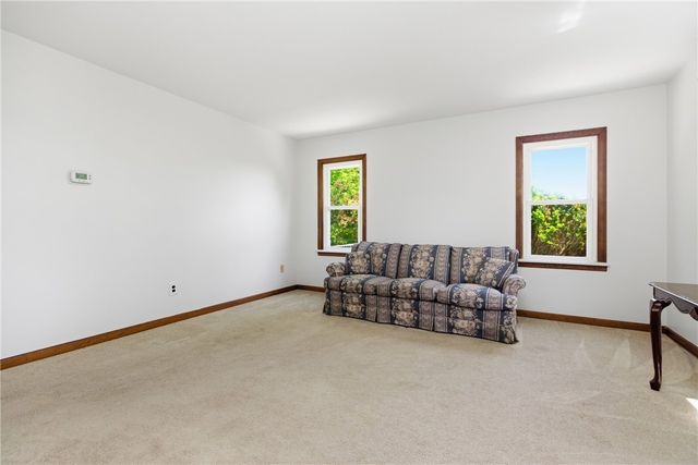 76 Anchor Drive, South Strabane, PA 15301