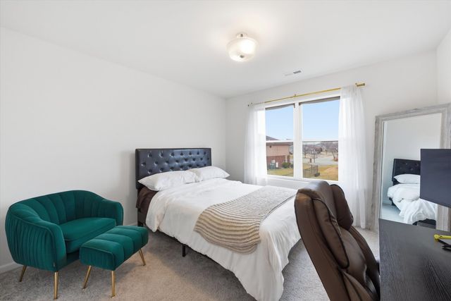 1010 Regent Drive, Matteson, IL 60443