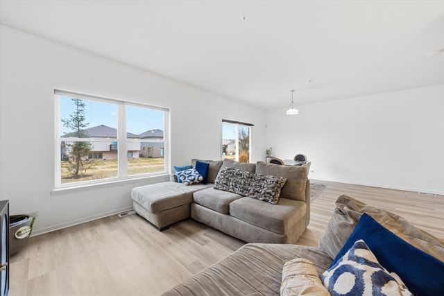 1010 Regent Drive, Matteson, IL 60443