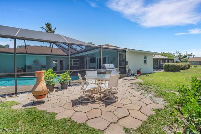 6060 Perthshire LN, Fort Myers, FL 33908