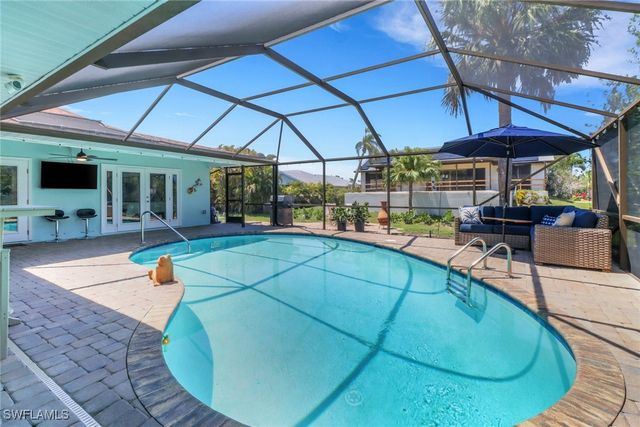 6060 Perthshire LN, Fort Myers, FL 33908