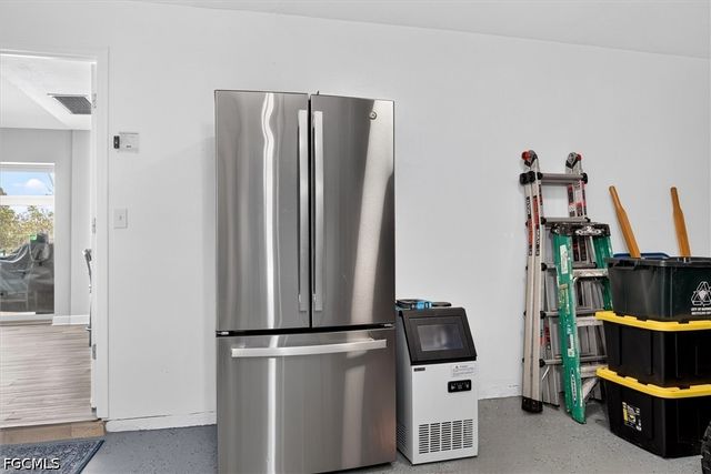 1477 Albatross RD, Sanibel, FL 33957