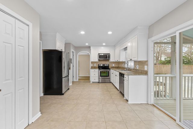 486 Mt Royall Drive, Mount Pleasant, SC 29464