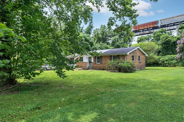 214 Riverside Dr, Nashville, TN 37206