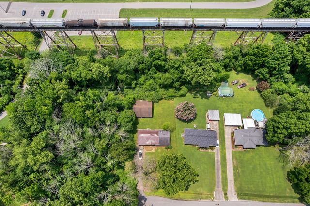 214 Riverside Dr, Nashville, TN 37206