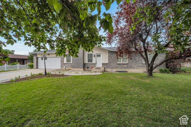 665 E HOWARD DR, Sandy, UT 84070