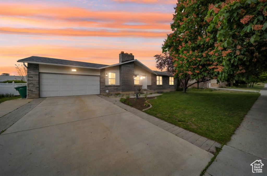 665 E HOWARD DR, Sandy, UT 84070