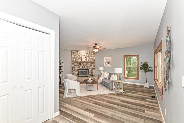 417 Storle AVENUE, Burlington, WI 53105