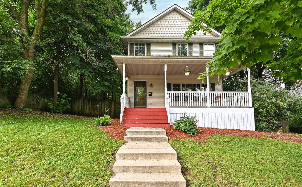 417 Storle AVENUE, Burlington, WI 53105