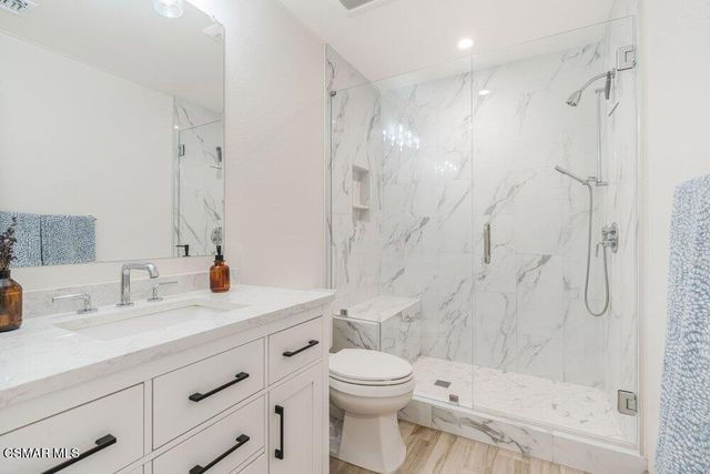 242 Green Lea Place, Thousand Oaks, CA 91361