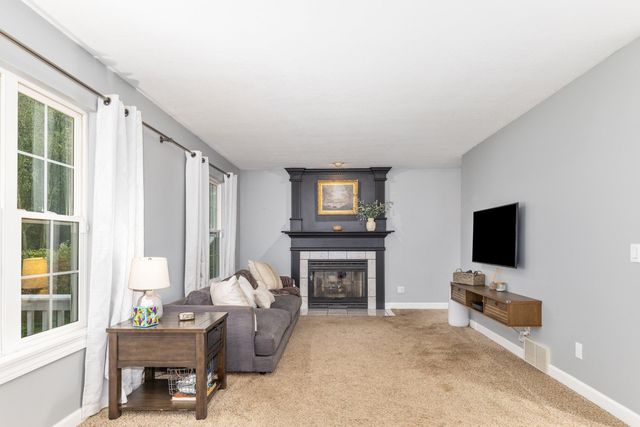 1106 Brookway Court, Norton Shores, MI 49441