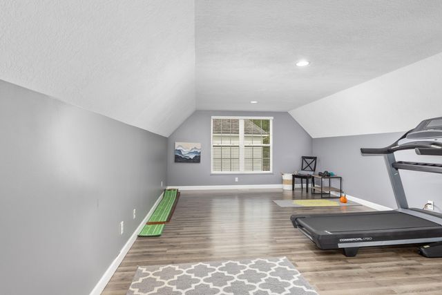 1106 Brookway Court, Norton Shores, MI 49441
