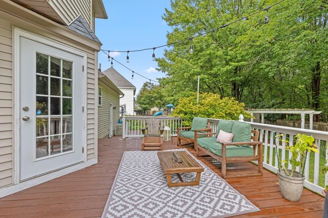 1106 Brookway Court, Norton Shores, MI 49441