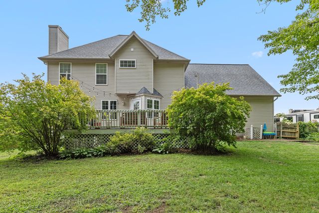 1106 Brookway Court, Norton Shores, MI 49441
