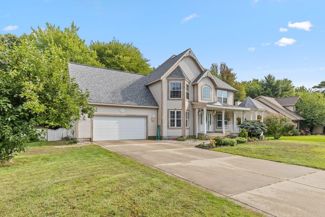1106 Brookway Court, Norton Shores, MI 49441