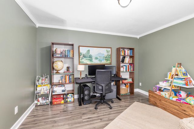 1106 Brookway Court, Norton Shores, MI 49441