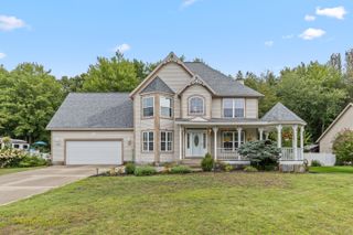 1106 Brookway Court, Norton Shores, MI 49441
