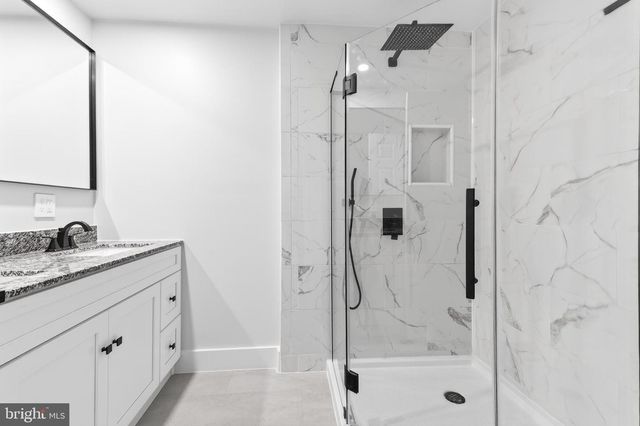 2639 SHUMAKER RD, Manheim, PA 17545