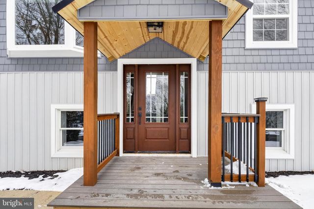 2639 SHUMAKER RD, Manheim, PA 17545