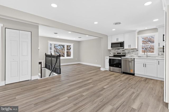 2639 SHUMAKER RD, Manheim, PA 17545