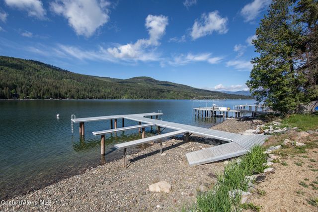 156 Beltane PL, Sagle, ID 83860