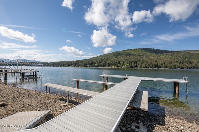 156 Beltane PL, Sagle, ID 83860