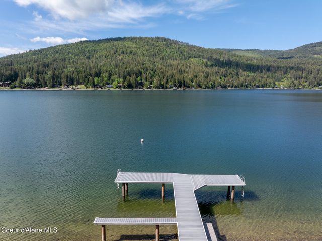 156 Beltane PL, Sagle, ID 83860