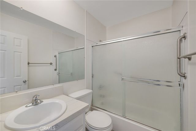16721 Bartlett 3, Huntington Beach, CA 92647