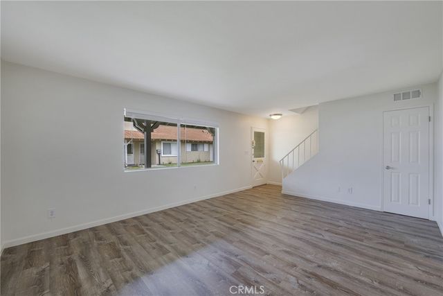 16721 Bartlett 3, Huntington Beach, CA 92647