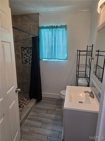 1621 Dartmouth, Bessemer, AL 35020