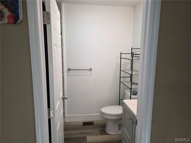1621 Dartmouth, Bessemer, AL 35020