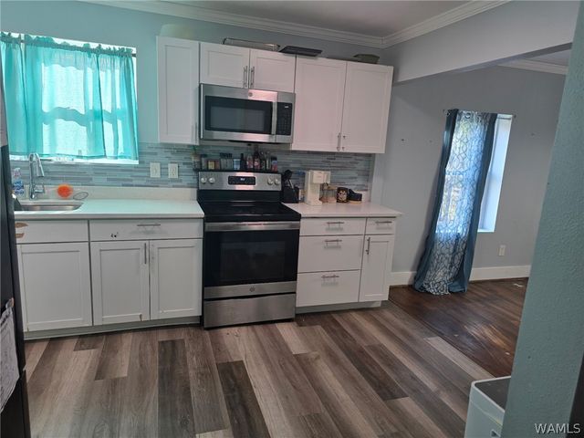 1621 Dartmouth, Bessemer, AL 35020